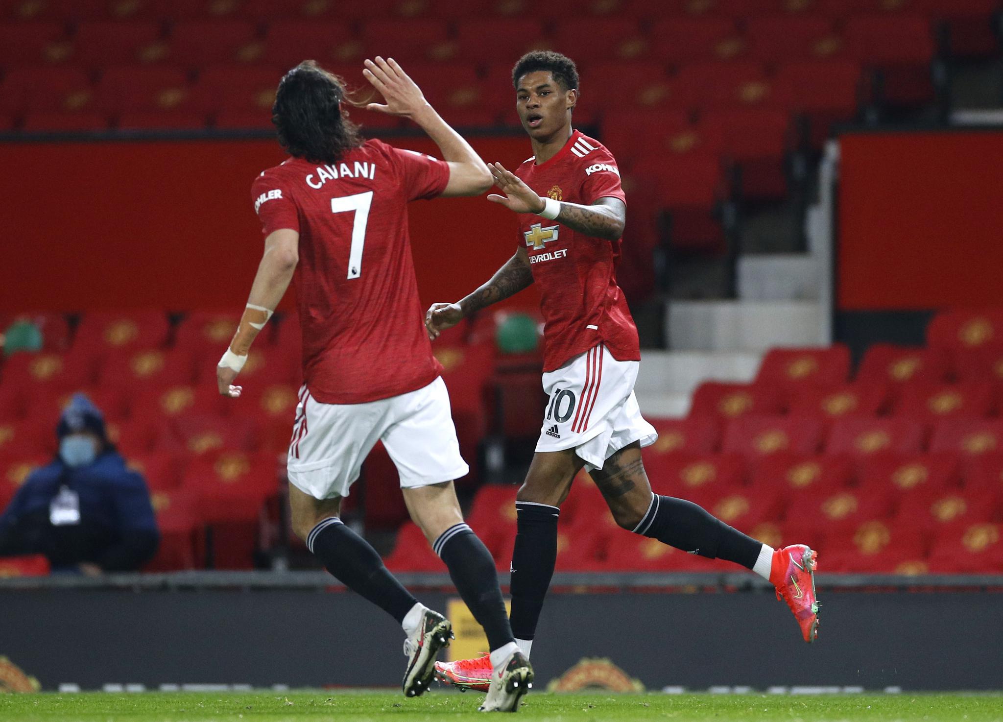 他一步步缩 他一步步缩