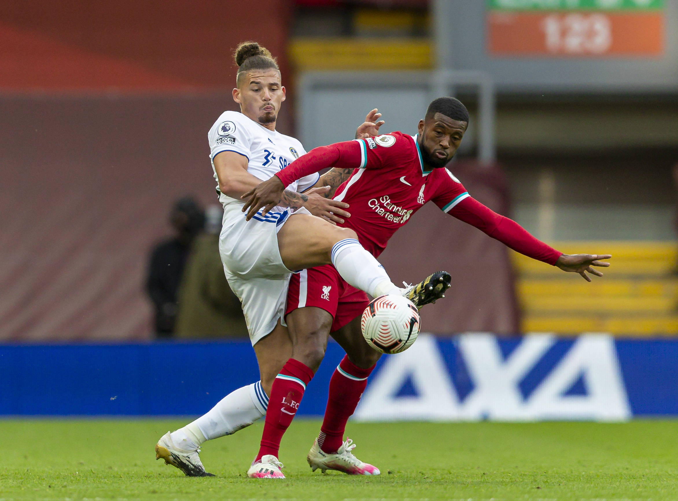 他在场上的 他在场上的