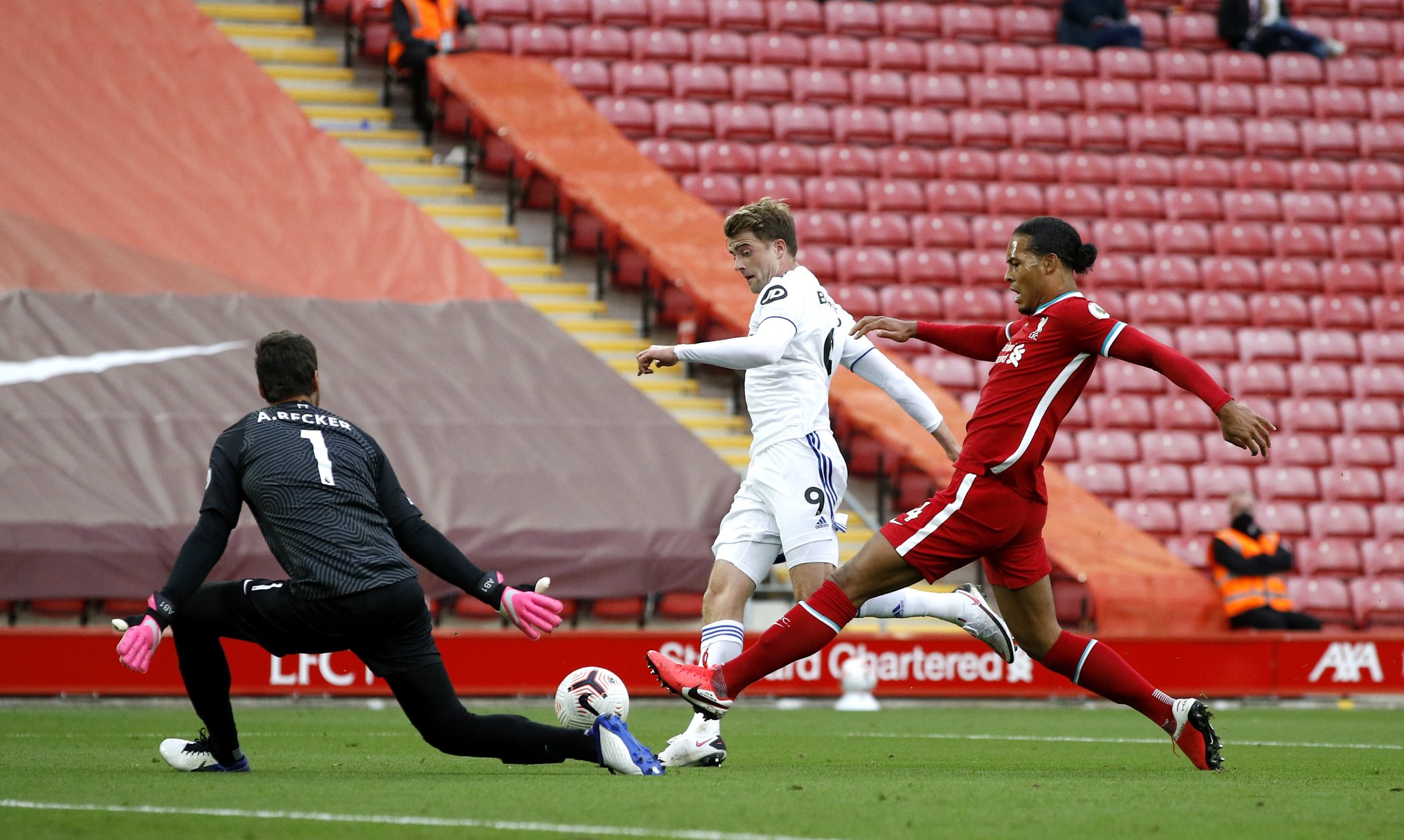 赛场几乎没 赛场几乎没